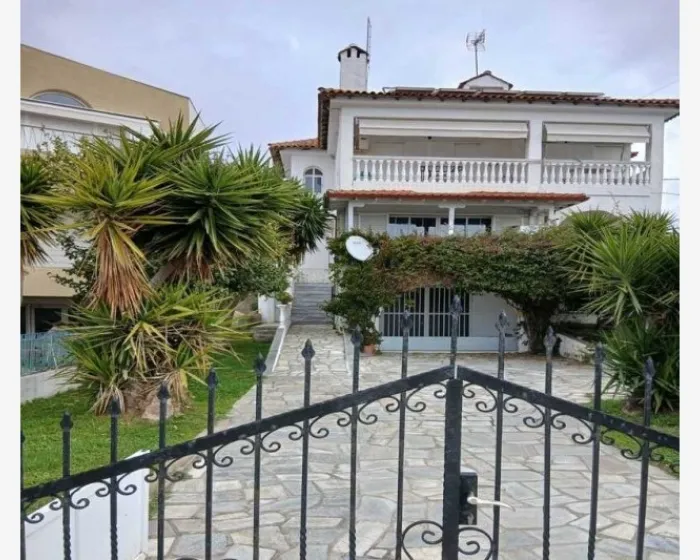 Vila Christina Toroni