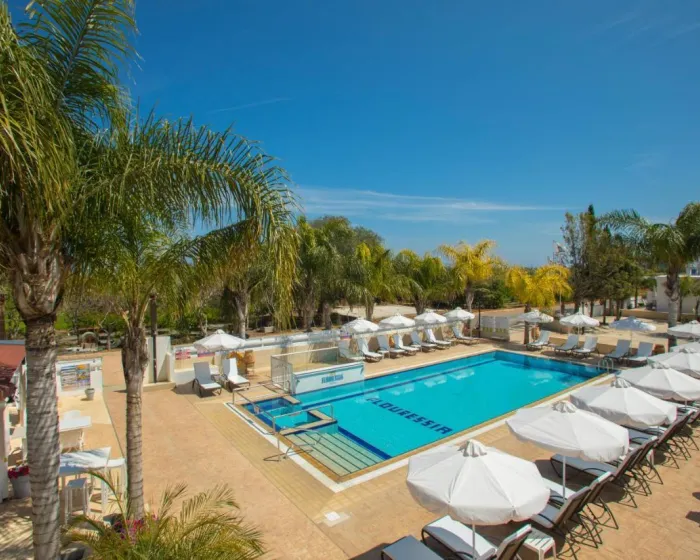 Flouressia Gardens Protaras