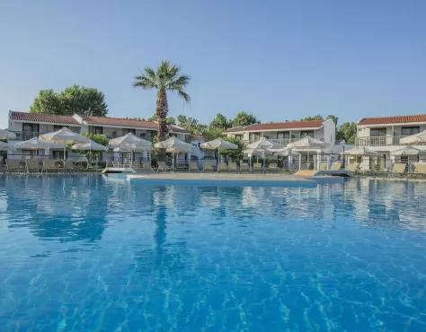 Golden Coast Hotel & Bungalows