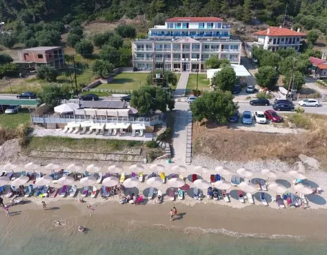 Crown Hotel Nea Skioni